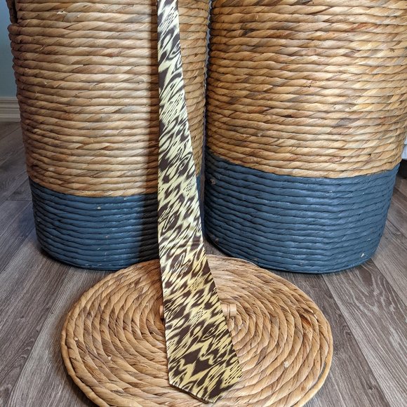 [2/$20] NWOT Men's (Sample) - Silk Necktie - Cream Brown - Picture 1 of 4